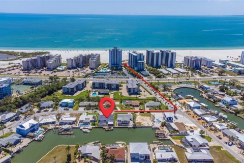House in Fort Myers, Florida 3 bedrooms № 2187783 - photo 3