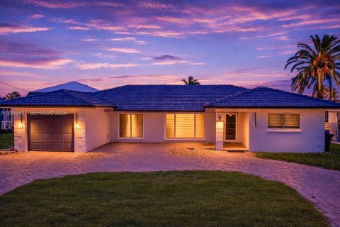 House in Fort Myers, Florida 3 bedrooms № 2187783 - photo 30