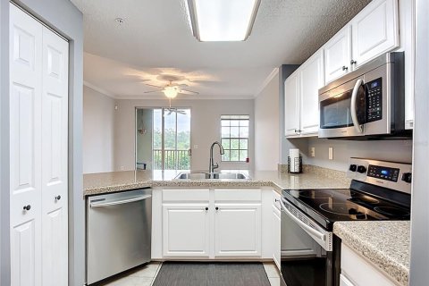 Townhouse in Sarasota, Florida 3 bedrooms, 150.04 sq.m. № 2099028 - photo 7