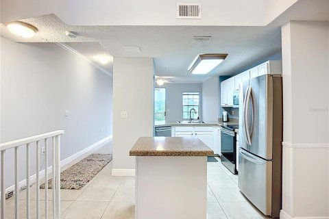 Townhouse in Sarasota, Florida 3 bedrooms, 150.04 sq.m. № 2099028 - photo 4