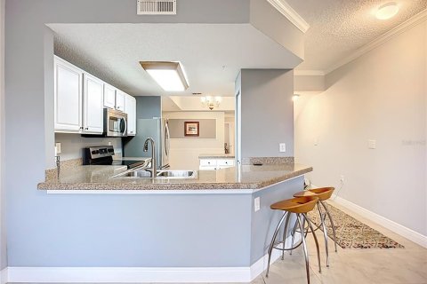 Townhouse in Sarasota, Florida 3 bedrooms, 150.04 sq.m. № 2099028 - photo 16