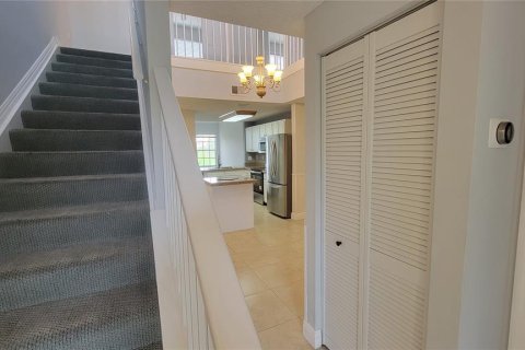 Townhouse in Sarasota, Florida 3 bedrooms, 150.04 sq.m. № 2099028 - photo 26