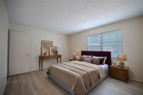 House in Ocala, Florida 2 bedrooms, 88.54 sq.m. № 2150881 - photo 8
