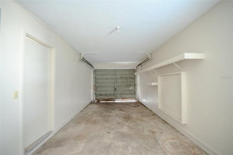 House in Ocala, Florida 2 bedrooms, 88.54 sq.m. № 2150881 - photo 18