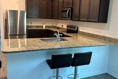 Casa en venta en Cape Coral, Florida, 4 dormitorios, 172.05 m2 № 2203465 - foto 2
