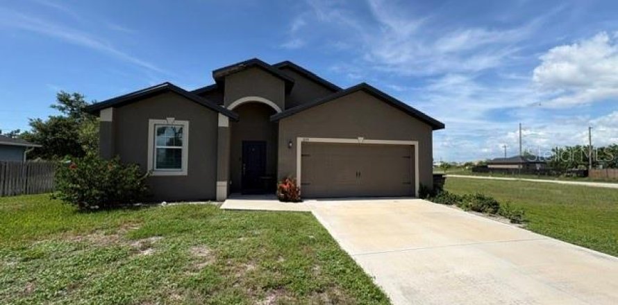 Casa en Cape Coral, Florida 4 dormitorios, 172.05 m2 № 2203465