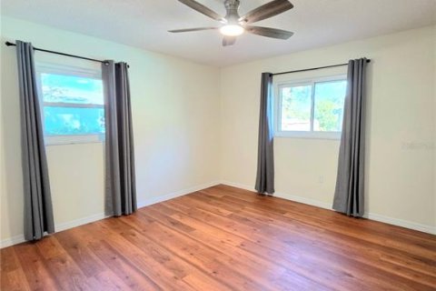 Villa ou maison à vendre à Lutz, Floride: 3 chambres, 156.45 m2 № 2418714 - photo 16