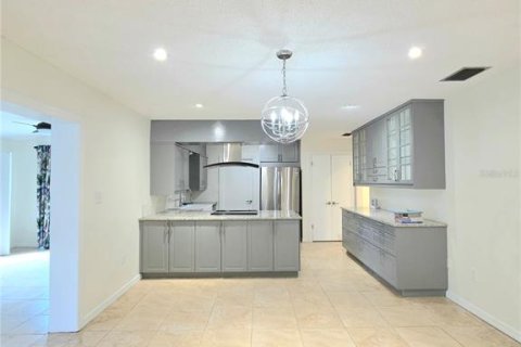 Villa ou maison à vendre à Lutz, Floride: 3 chambres, 156.45 m2 № 2418714 - photo 6