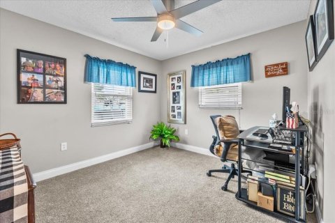 House in Eagle Lake, Florida 3 bedrooms, 123.37 sq.m. № 1916812 - photo 25