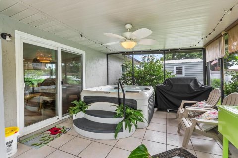 House in Eagle Lake, Florida 3 bedrooms, 123.37 sq.m. № 1916812 - photo 29