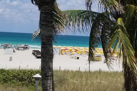 Condominio en alquiler en Miami Beach, Florida, 1 habitación, 52.03 m2 № 2273551 - foto 14