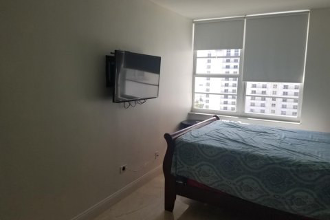 Condominio en alquiler en Miami Beach, Florida, 1 habitación, 52.03 m2 № 2273551 - foto 7