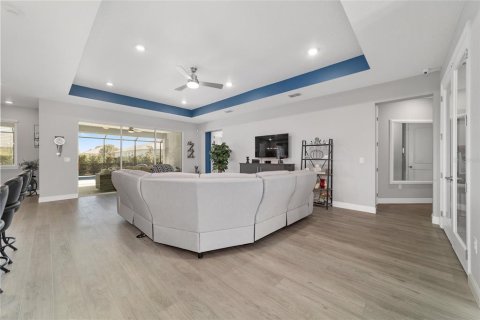 House in Ocala, Florida 3 bedrooms, 268.95 sq.m. № 1541807 - photo 13