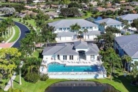 Condo in North Port, Florida, 2 bedrooms № 2211163 - photo 27