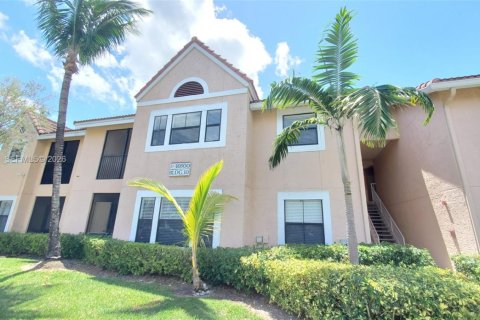 Condominio en Miami, Florida, 2 dormitorios  № 2002436