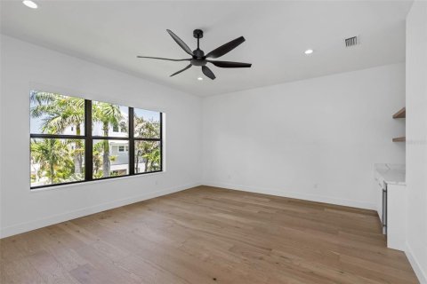 Casa en alquiler en Gulfport, Florida, 4 dormitorios, 278.8 m2 № 1791418 - foto 21