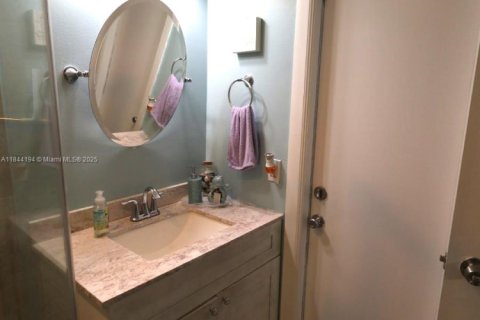 House in Sunrise, Florida 3 bedrooms, 142.79 sq.m. № 1841325 - photo 30