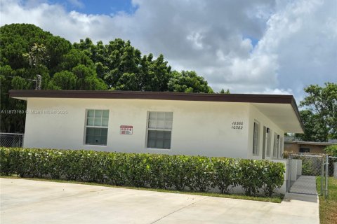 Villa ou maison à louer à Miami, Floride: 2 chambres, 125.6 m2 № 1923501 - photo 7