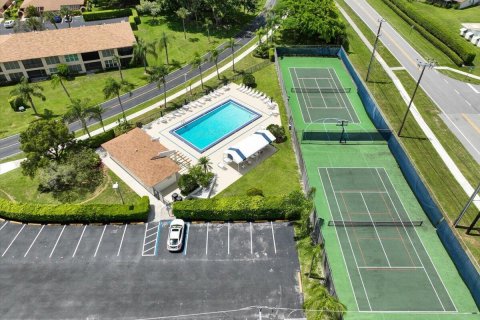 Condo in Delray Beach, Florida, 2 bedrooms  № 785746 - photo 1