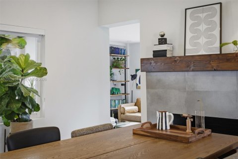 Villa ou maison à vendre à Miami Springs, Floride: 3 chambres, 134.52 m2 № 2069391 - photo 13