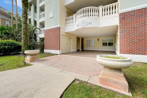 Copropriété à vendre à Kissimmee, Floride: 3 chambres, 151.43 m2 № 2408553 - photo 3