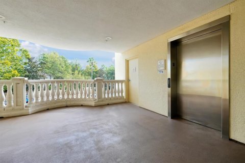 Copropriété à vendre à Kissimmee, Floride: 3 chambres, 151.43 m2 № 2408553 - photo 4