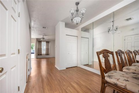Adosado en alquiler en Gainesville, Florida, 2 dormitorios, 109.25 m2 № 1853574 - foto 20