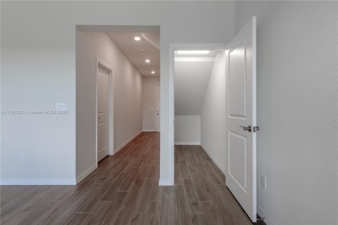 Adosado en venta en Hollywood, Florida, 3 dormitorios, 176.98 m2 № 1698701 - foto 13