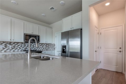 Adosado en venta en Hollywood, Florida, 3 dormitorios, 176.98 m2 № 1698701 - foto 12