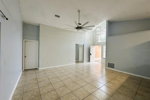 House in Orlando, Florida 3 bedrooms, 123.19 sq.m. № 2148218 - photo 7