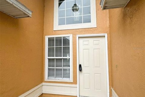 House in Orlando, Florida 3 bedrooms, 123.19 sq.m. № 2148218 - photo 4