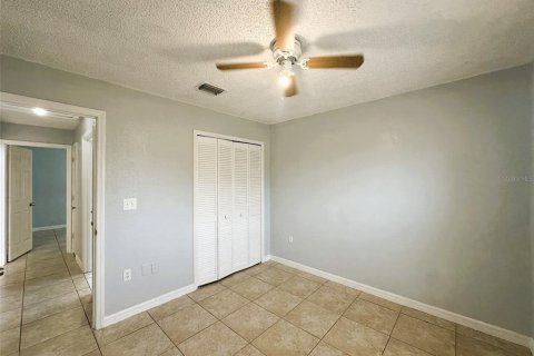 House in Orlando, Florida 3 bedrooms, 123.19 sq.m. № 2148218 - photo 18
