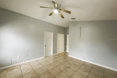 House in Orlando, Florida 3 bedrooms, 123.19 sq.m. № 2148218 - photo 9