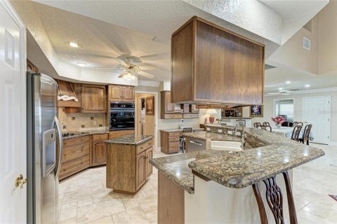 House in Punta Gorda, Florida 3 bedrooms, 298.12 sq.m. № 1741181 - photo 19