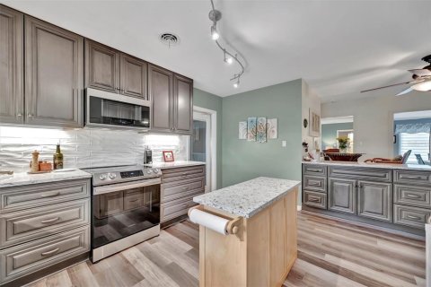 Villa ou maison à vendre à Bradenton, Floride: 3 chambres, 167.78 m2 № 1905737 - photo 21