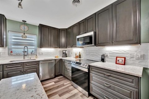 Villa ou maison à vendre à Bradenton, Floride: 3 chambres, 167.78 m2 № 1905737 - photo 20