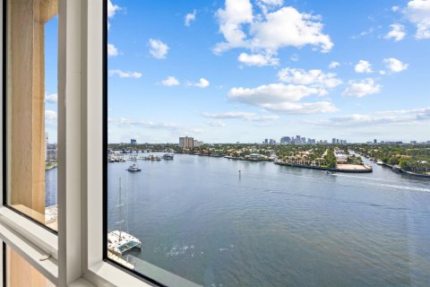 Condominio en venta en Fort Lauderdale, Florida, 3 dormitorios, 363.25 m2 № 2340353 - foto 18