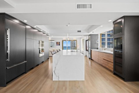 Condominio en venta en Fort Lauderdale, Florida, 3 dormitorios, 363.25 m2 № 2340353 - foto 7