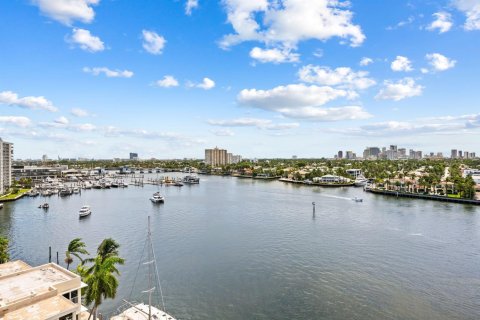 Condominio en venta en Fort Lauderdale, Florida, 3 dormitorios, 363.25 m2 № 2340353 - foto 14