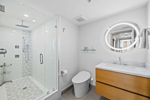 Condominio en venta en Fort Lauderdale, Florida, 3 dormitorios, 363.25 m2 № 2340353 - foto 26