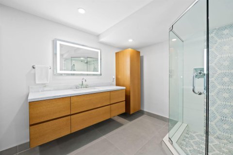 Condominio en venta en Fort Lauderdale, Florida, 3 dormitorios, 363.25 m2 № 2340353 - foto 25