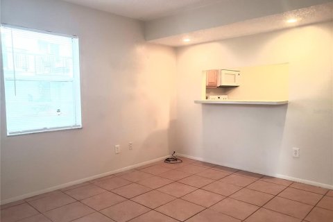 Condominio en alquiler en Tampa, Florida, 1 dormitorio, 46.82 m2 № 2104728 - foto 8