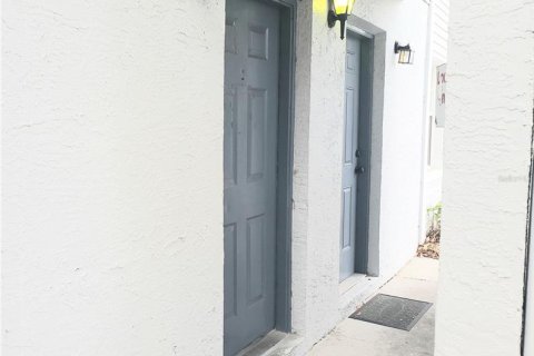 Condominio en alquiler en Tampa, Florida, 1 dormitorio, 46.82 m2 № 2104728 - foto 2