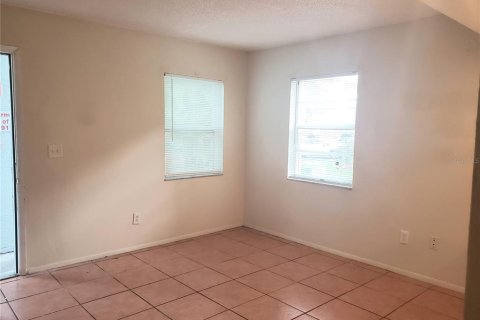 Condominio en alquiler en Tampa, Florida, 1 dormitorio, 46.82 m2 № 2104728 - foto 7