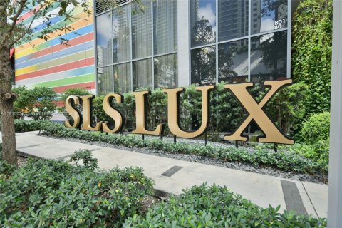 Condominio en alquiler en Miami, Florida, 3 dormitorios, 134.71 m2 № 2015986 - foto 2