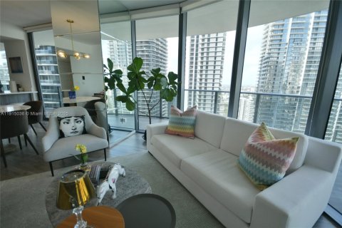 Condominio en alquiler en Miami, Florida, 3 dormitorios, 134.71 m2 № 2015986 - foto 22