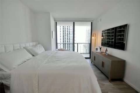 Condominio en alquiler en Miami, Florida, 3 dormitorios, 134.71 m2 № 2015986 - foto 29