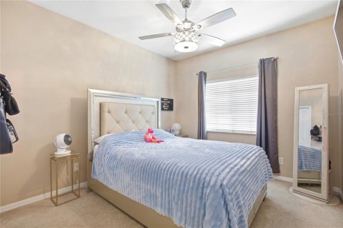 Townhouse in Wesley Chapel, Florida 3 bedrooms, 170.2 sq.m. № 2230850 - photo 28