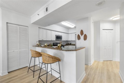 Copropriété à vendre à New Port Richey, Floride: 2 chambres, 119.19 m2 № 2094292 - photo 25
