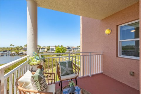 Copropriété à vendre à New Port Richey, Floride: 2 chambres, 119.19 m2 № 2094292 - photo 21